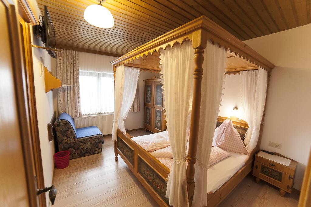 Bauernhofurlaub Sinnhubgut التنماركت ام بوناغ الغرفة الصورة