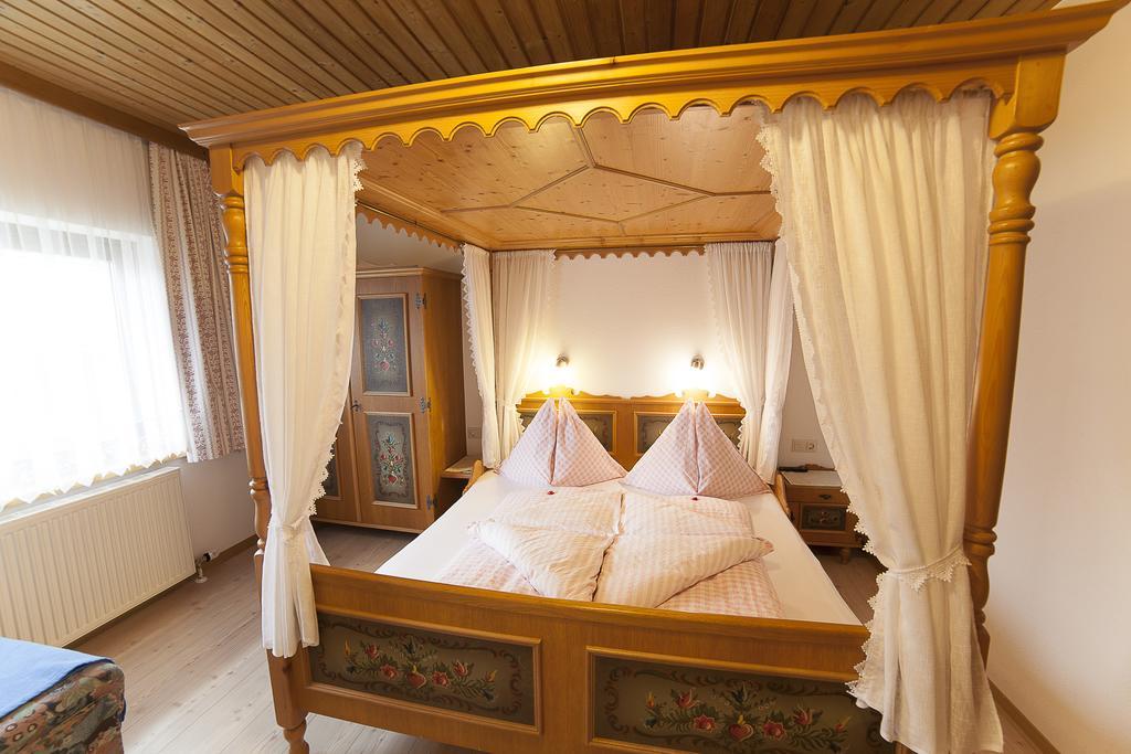 Bauernhofurlaub Sinnhubgut التنماركت ام بوناغ الغرفة الصورة