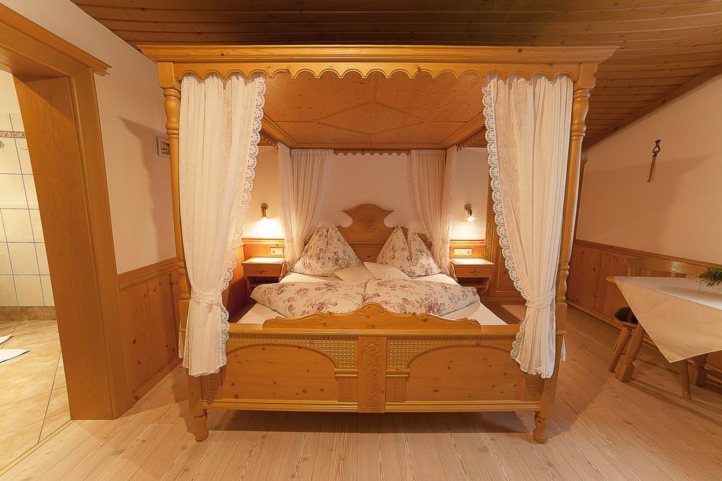 Bauernhofurlaub Sinnhubgut التنماركت ام بوناغ الغرفة الصورة